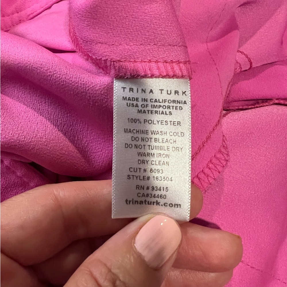 Trina Turk Daulton Crepe High Waisted Trina Pink shorts size 4 - Picture 13 of 15